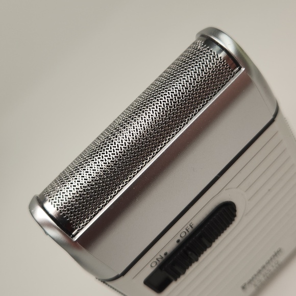NWT Japanese PANASONIC ES-RS10 Compact Shaver w/ long-lasting stainless blade - Picture 12 of 16
